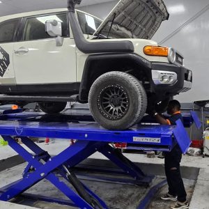 Get A Oil Change Package For 4, 6 Or 8 Cylinder Car 5000 Or 10000 Km in Dubai | Dubai Trades Automotive Services Shop Online at Special Price from Dubai Trades