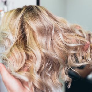 Revive Your Look With Vibrant Roots! Say Goodbye To Dull Hair in Dubai | Dubai Trades Beauty Treatments Shop Online at Special Price from Dubai Trades 2