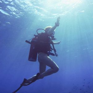 Scuba Diving Pool Session in Abu Dhabi | Dubai Trades Travel, Activities & Events Shop Online at Special Price from Dubai Trades 2