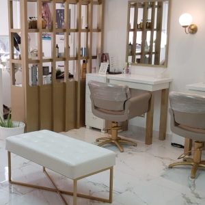 Wash, Trim And Blow-dry in Abu Dhabi | Dubai Trades Beauty Treatments Shop Online at Special Price from Dubai Trades