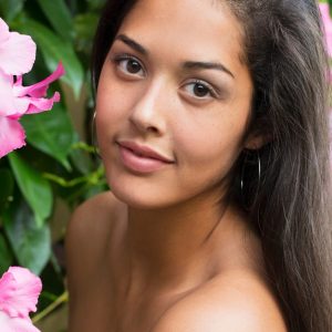 Buy Transform Your Hair With Profes… in Dubai | Dubai Trades Now at Special Price in DubaiTrades.com 9 Transform Your Hair With Profes… in Dubai | Dubai Trades Beauty Treatments Shop Online at Special Price from Dubai Trades 9