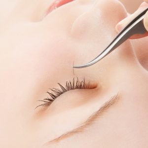 Full Set Of One By One Eyelash With Thick Look in Dubai | Dubai Trades Beauty Treatments Shop Online at Special Price from Dubai Trades
