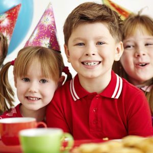 Buy Manicure And Pedicure in Dubai | Dubai Trades Now at Special Price in DubaiTrades.com 10 Manicure And Pedicure in Dubai | Dubai Trades Beauty Treatments Shop Online at Special Price from Dubai Trades 10