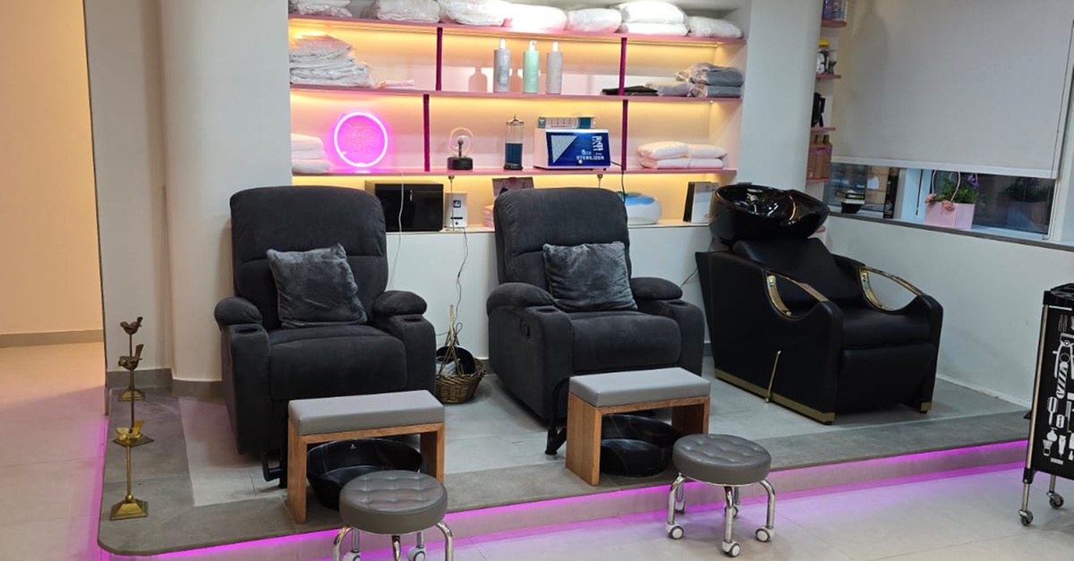 Buy Relaxing Choice Of 45-, Or 60-min Thai And Hot Stone Body Treatments in Abu Dhabi | Dubai Trades Now at Special Price in DubaiTrades.com 2 Relaxing Choice Of 45-, Or 60-min Thai And Hot Stone Body Treatments in Abu Dhabi | Dubai Trades Health & Beauty Shop Online at Special Price from Dubai Trades 2