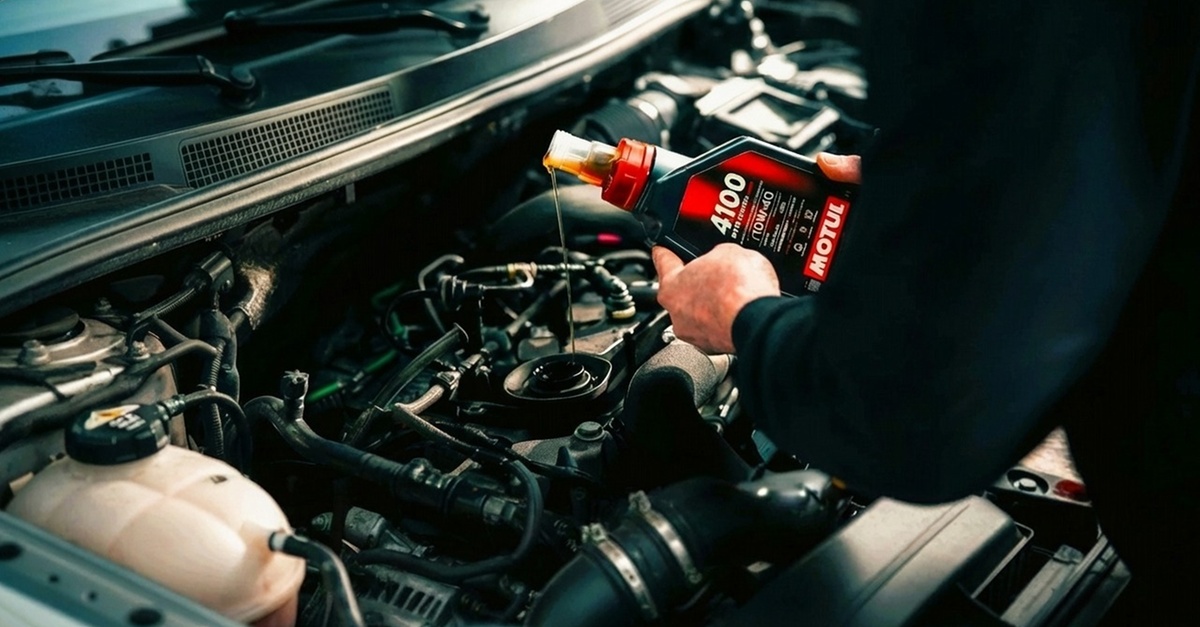 Buy 4, 6, Or 8 Cylinders Oil Change With 60 Point Vehicle Health Check in Dubai | Dubai Trades Now at Special Price in DubaiTrades.com 2 4, 6, Or 8 Cylinders Oil Change With 60 Point Vehicle Health Check in Dubai | Dubai Trades Automotive Services Shop Online at Special Price from Dubai Trades 2