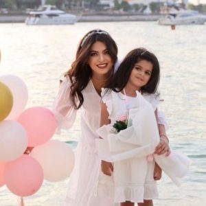 Buy Ultimate Women’s Pampering: Customized Waxing & Threading Services in Dubai | Dubai Trades Now at Special Price in DubaiTrades.com 8 Ultimate Women’s Pampering: Customized Waxing & Threading Services in Dubai | Dubai Trades Beauty Treatments Shop Online at Special Price from Dubai Trades 8