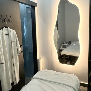 Buy Half Or Full Legs & Arms Or Lower Body & Underarms Or Full Body Waxing in Dubai | Dubai Trades Now at Special Price in DubaiTrades.com 7 Half Or Full Legs & Arms Or Lower Body & Underarms Or Full Body Waxing in Dubai | Dubai Trades Beauty Treatments Shop Online at Special Price from Dubai Trades 7