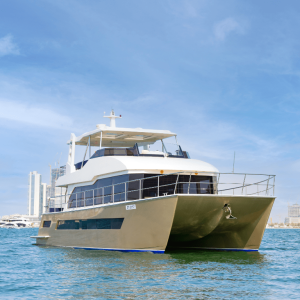 2 Hour Yacht Tour in Burj Coastline with Breakfast or BBQ – Boat Tours and Cruises Boat Tours and Cruises Shop Online at Special Price from Dubai Trades