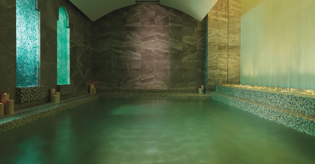 Buy 5* Pool Access in Abu Dhabi | Dubai Trades Now at Special Price in DubaiTrades.com 5 5* Pool Access in Abu Dhabi | Dubai Trades Travel, Activities & Events Shop Online at Special Price from Dubai Trades 5