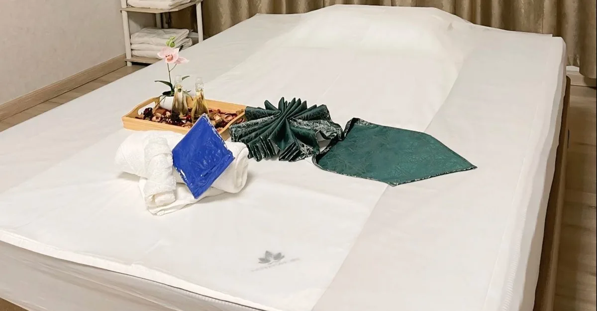 Buy Choice Of 60, 75, Or 90 Min Spa Treatment Using All Natural Products in Abu Dhabi | Dubai Trades Now at Special Price in DubaiTrades.com 4 Choice Of 60, 75, Or 90 Min Spa Treatment Using All Natural Products in Abu Dhabi | Dubai Trades Health & Beauty Shop Online at Special Price from Dubai Trades 4