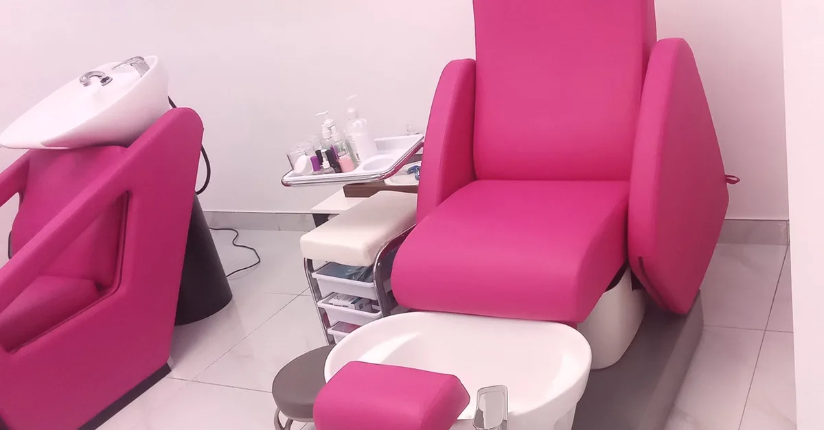 Buy Choice Of Deep Cleansing, Brightening, Dr. Renaud, Or Casmara Facial in Dubai | Dubai Trades Now at Special Price in DubaiTrades.com 5 Choice Of Deep Cleansing, Brightening, Dr. Renaud, Or Casmara Facial in Dubai | Dubai Trades Beauty Treatments Shop Online at Special Price from Dubai Trades 5