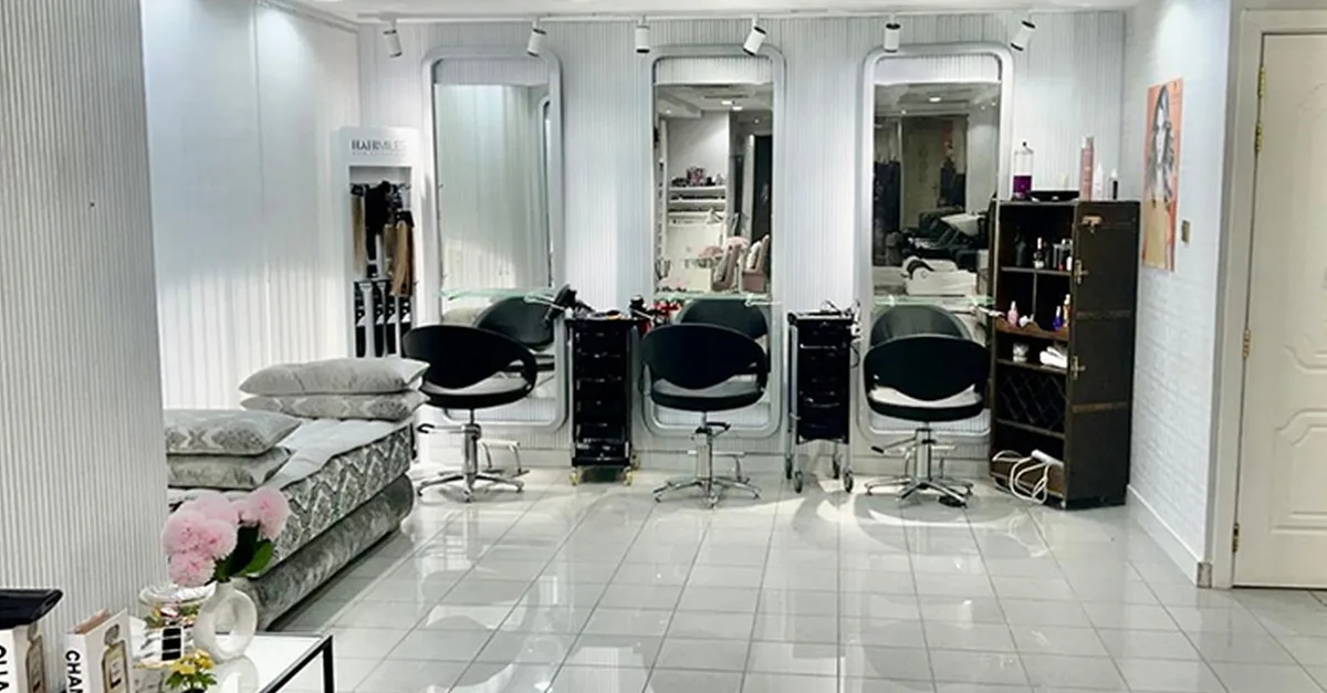 Buy Classic/Gel Manicure + Pedicure Or Acrylic Classic Manicure W Color in Abu Dhabi | Dubai Trades Now at Special Price in DubaiTrades.com 4 Classic/Gel Manicure + Pedicure Or Acrylic Classic Manicure W Color in Abu Dhabi | Dubai Trades Beauty Treatments Shop Online at Special Price from Dubai Trades 4