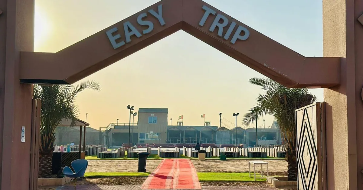 Buy Desert Safari With Live Shows in Dubai | Dubai Trades Now at Special Price in DubaiTrades.com 5 Desert Safari With Live Shows in Dubai | Dubai Trades Extreme sports & adrenaline activities Shop Online at Special Price from Dubai Trades 5