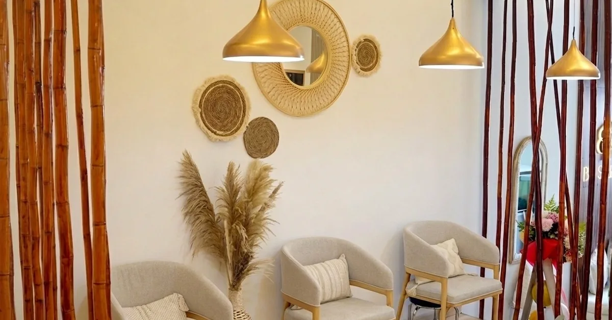 Buy Enjoy Classic & Gel Manicures/Pedicures In A Dubai Sanctuary | Dubai Trades Now at Special Price in DubaiTrades.com 4 Enjoy Classic & Gel Manicures/Pedicures In A Dubai Sanctuary | Dubai Trades Beauty Treatments Shop Online at Special Price from Dubai Trades 4