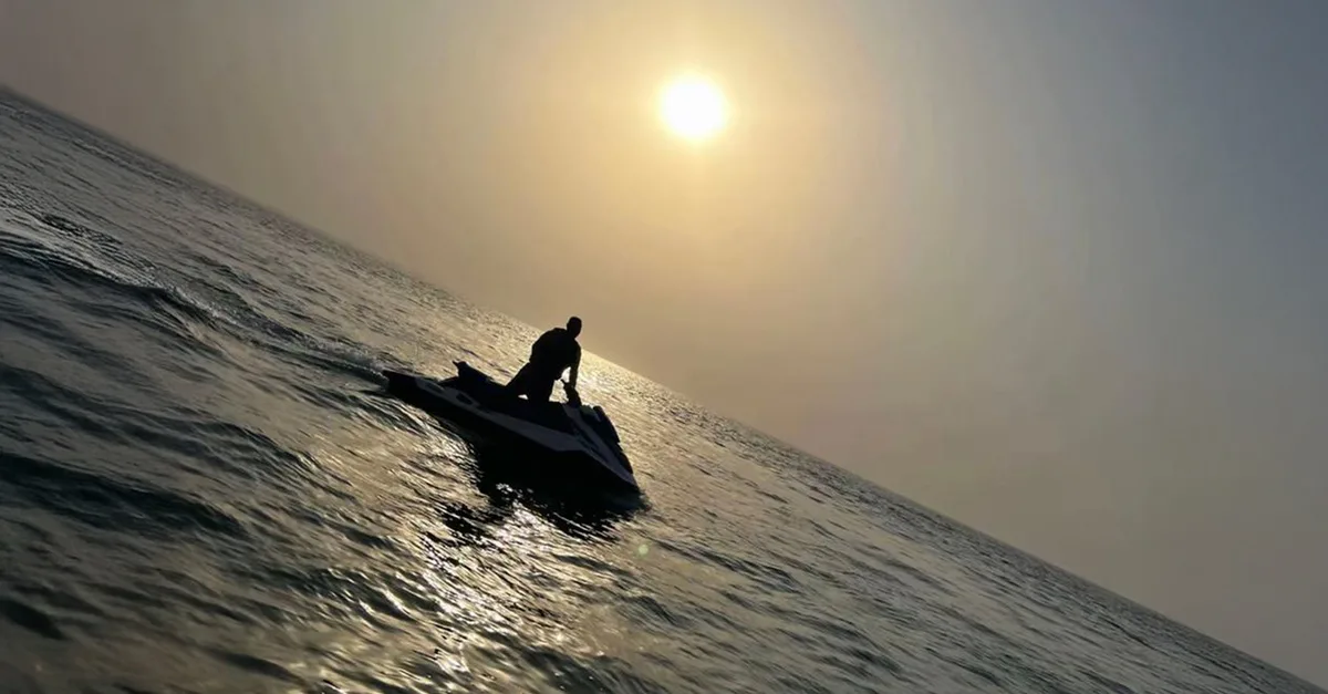 Buy Exciting 30, 45, Or 60-minute Jet Ski Rental Adventure For Two in Dubai | Dubai Trades Now at Special Price in DubaiTrades.com 4 Exciting 30, 45, Or 60-minute Jet Ski Rental Adventure For Two in Dubai | Dubai Trades Travel, Activities & Events Shop Online at Special Price from Dubai Trades 4