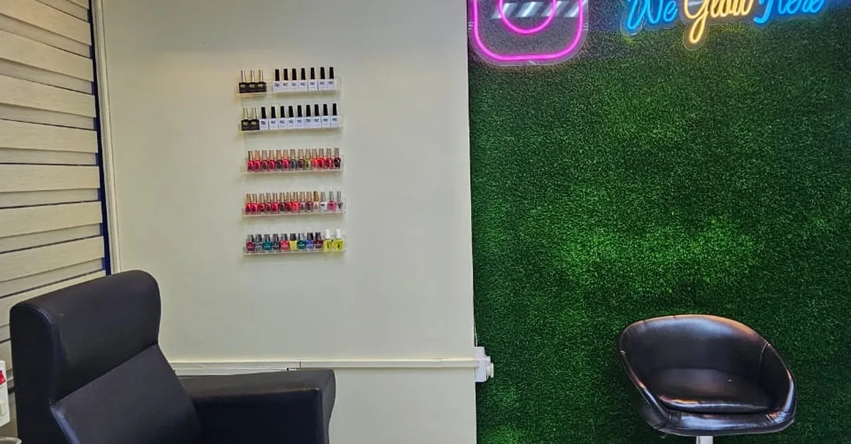 Buy Get Classic Mani-pedi With Normal Color, Gelish Nails, Or More in Abu Dhabi | Dubai Trades Now at Special Price in DubaiTrades.com 4 Get Classic Mani-pedi With Normal Color, Gelish Nails, Or More in Abu Dhabi | Dubai Trades Beauty Treatments Shop Online at Special Price from Dubai Trades 4