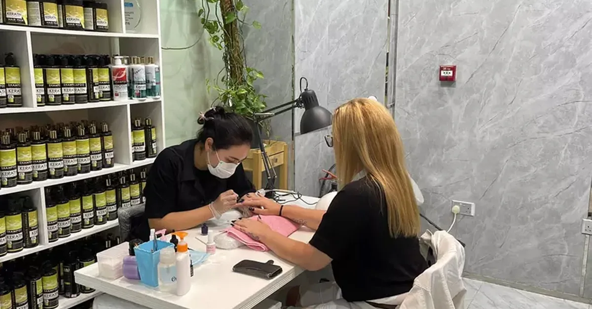 Buy Revamp Your Look With A Beauty Package At Posh Beauty Center in Dubai | Dubai Trades Now at Special Price in DubaiTrades.com 3 Revamp Your Look With A Beauty Package At Posh Beauty Center in Dubai | Dubai Trades Health & Beauty Shop Online at Special Price from Dubai Trades 3