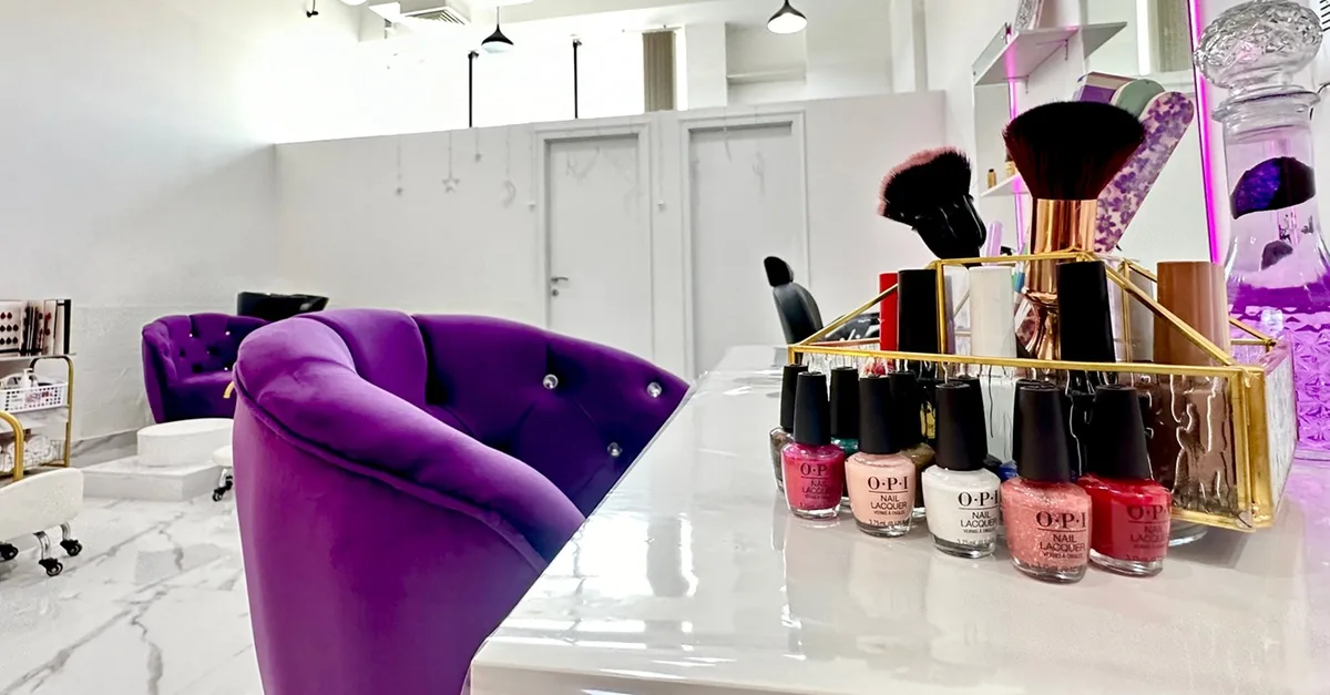 Buy Manicure And Pedicure Or Nail Extensions At Qasr Al Ameerah in Dubai | Dubai Trades Now at Special Price in DubaiTrades.com 3 Manicure And Pedicure Or Nail Extensions At Qasr Al Ameerah in Dubai | Dubai Trades Beauty Treatments Shop Online at Special Price from Dubai Trades 3