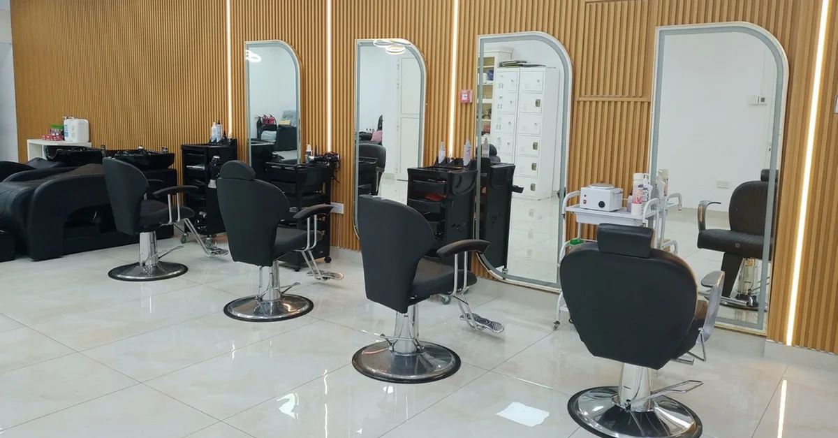 Buy Revive Your Hair At Streaks Ladies Salon: Styling, Color & Treatment in Dubai | Dubai Trades Now at Special Price in DubaiTrades.com 2 Revive Your Hair At Streaks Ladies Salon: Styling, Color & Treatment in Dubai | Dubai Trades Beauty Treatments Shop Online at Special Price from Dubai Trades 2