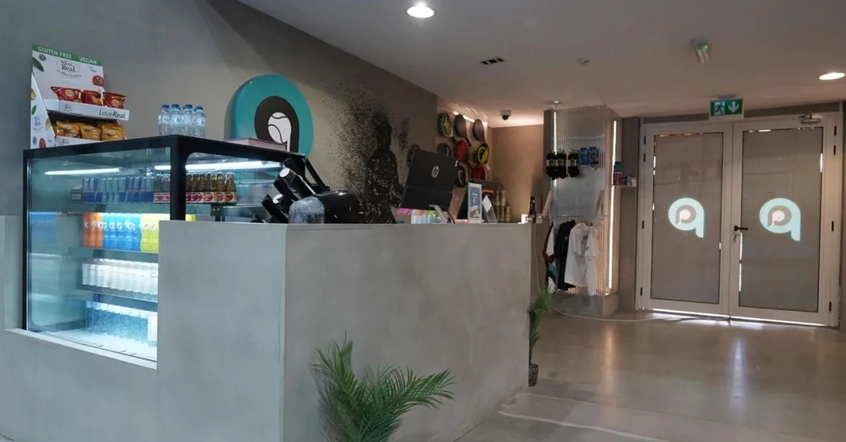 Buy Thrilling Fun With Indoor Padel Court Access – 60, 90, Or 120 Minute in Dubai | Dubai Trades Now at Special Price in DubaiTrades.com 3 Thrilling Fun With Indoor Padel Court Access – 60, 90, Or 120 Minute in Dubai | Dubai Trades Leisure Activities Shop Online at Special Price from Dubai Trades 3
